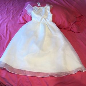 Ivory Little girls dress, size 4 flower girl